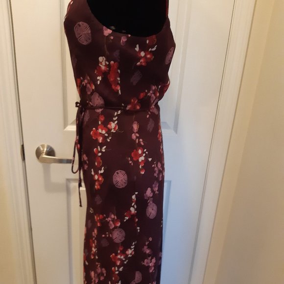 Purple Floral Dress - Picture 2 of 10